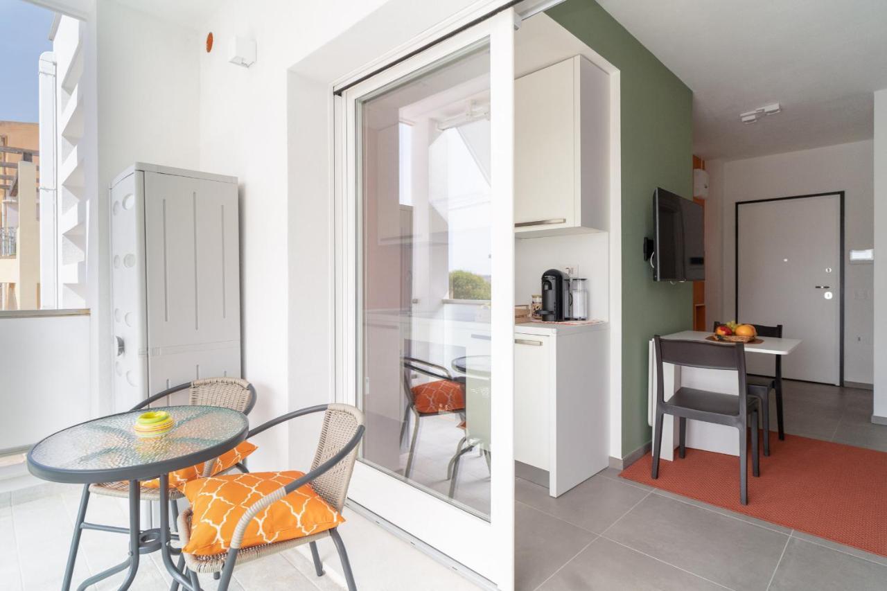 Louxory Accomodation Cagliari Apartment Exterior photo